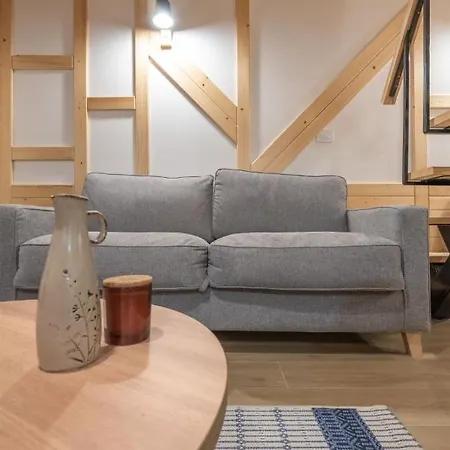 Mila House Tara Баина-Башта